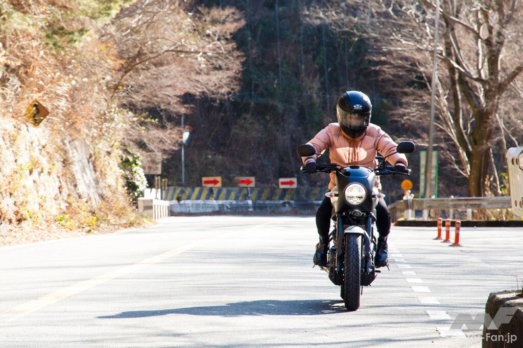 BIKES美人図鑑 岩田亜矢那 Ayana Iwata YAMAHA XSR125