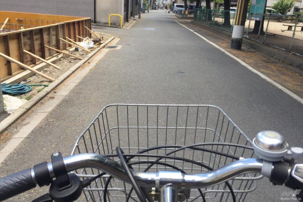自転車の運転者目線