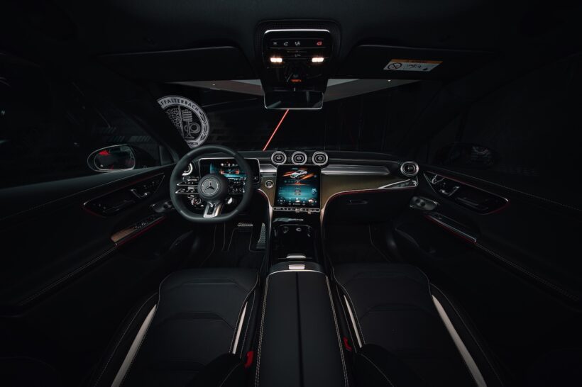新型「メルセデス AMG GLC 53 4MATIC+」のインテリア。