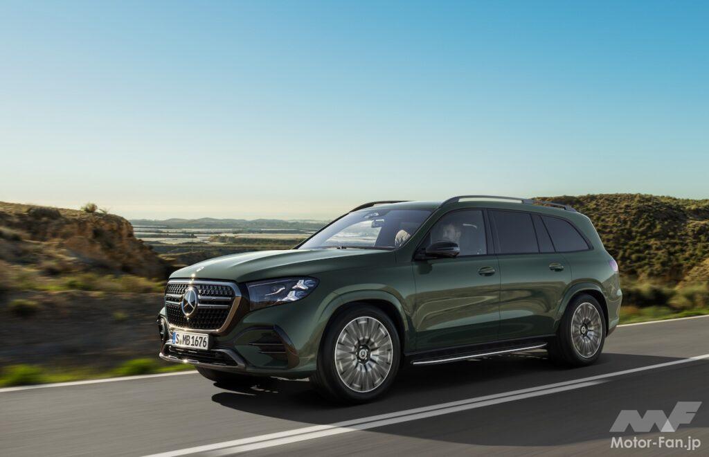 「メルセデス・ベンツ GLS」改良新型の走行シーン。