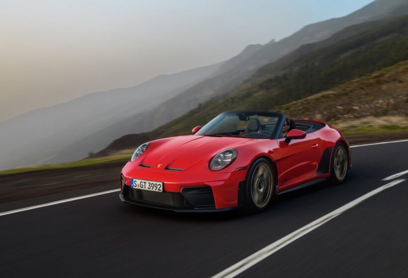 「ポルシェ 911 GT3 S/C」の走行シーン。