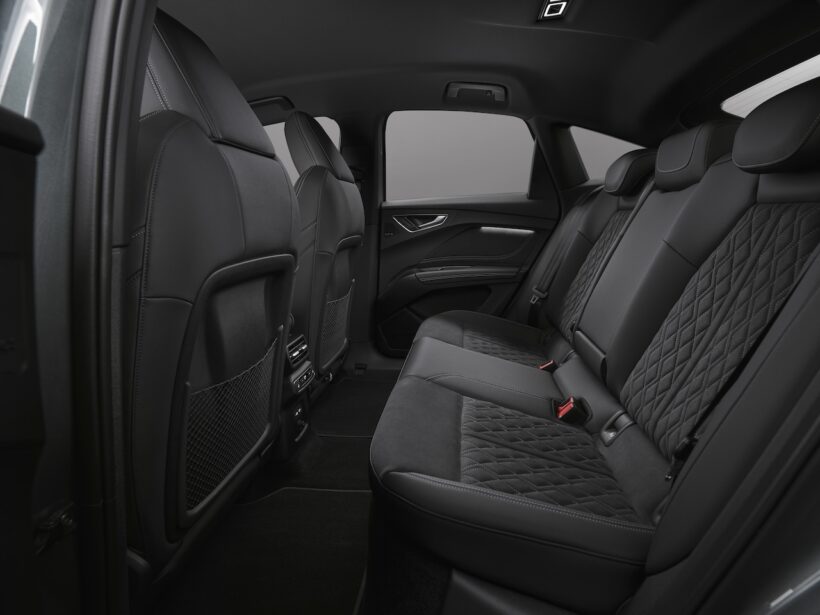「アウディ Q4 スポーツバック e-tron」改良新型のインテリア。