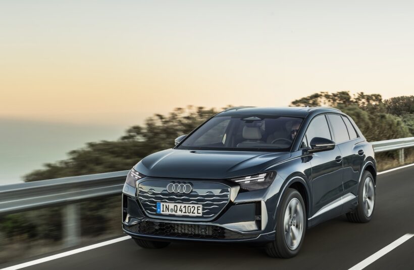 「アウディ Q4 SUV e-tron」改良新型の走行シーン。
