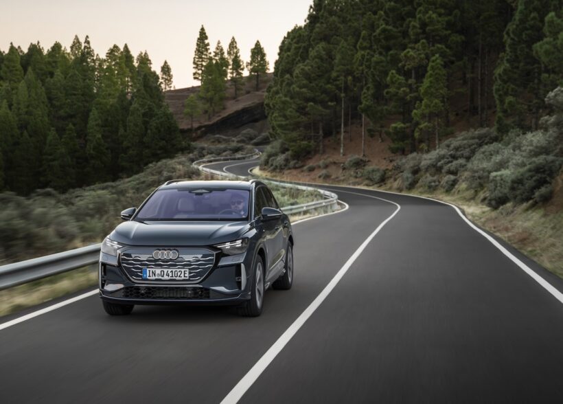 「アウディ Q4 SUV e-tron」改良新型の走行シーン。