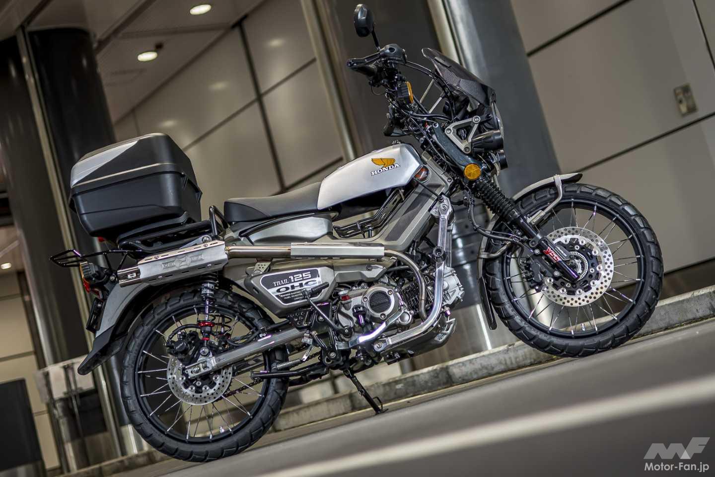 やっぱりニーグリップでしょ!」チューブレス化で実用を高めたCT125 やっぱりニーグリップでしょ!」チューブレス化で実用を高めたCT125