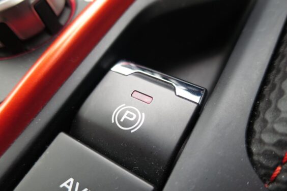 電動パーキングブレーキ