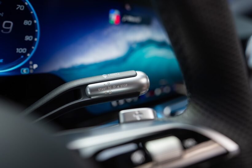 フル電動パワートレインを搭載する新型「メルセデス・ベンツ Cクラス」のインテリア。