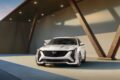 ラグジュアリー スポーツセダン「キャデラック CT5」が新型になって登場。
