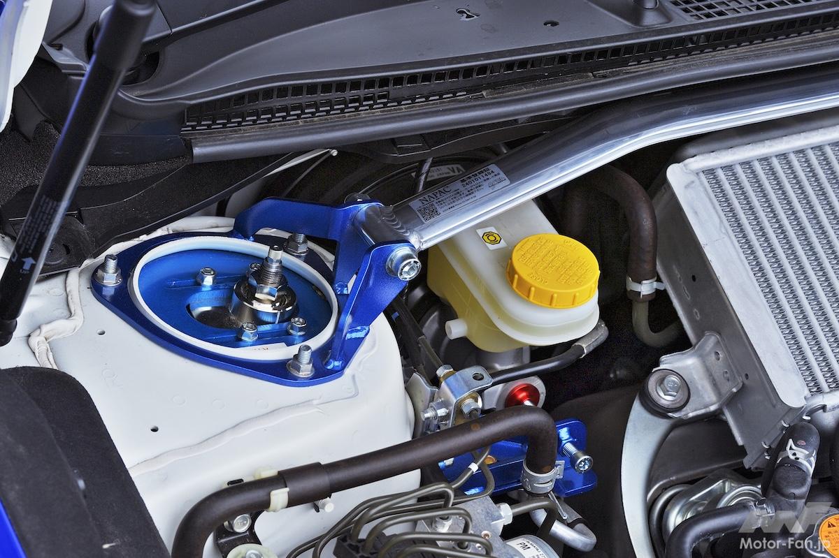 マンガ「昴と彗星」で人気のZD8 BRZとWRX STIをバランス重視のクスコ