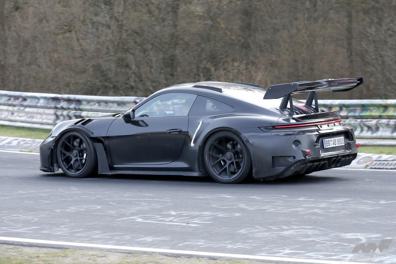 ポルシェ911 GT3 RSにターボ化の兆候？ 改良型992.2プロトタイプを解析 