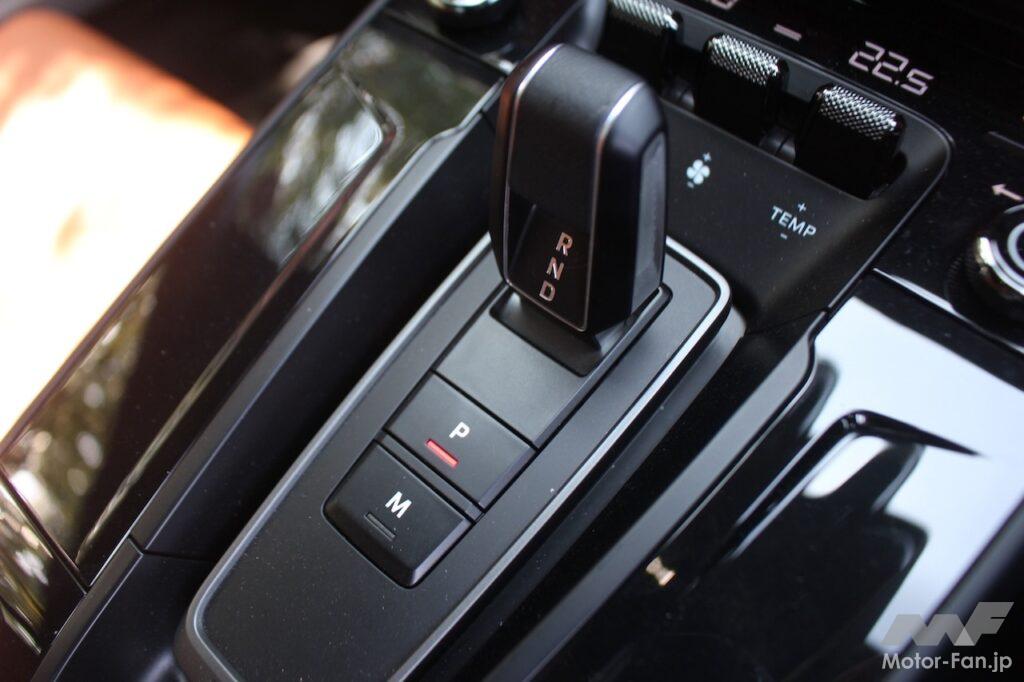 シェーバー型のセレクターレバー