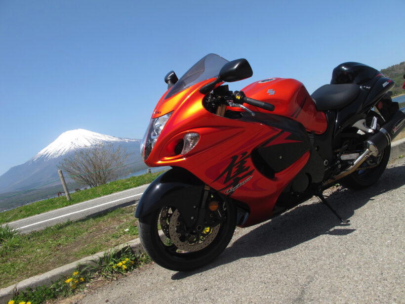 suzuki_hayabusa_2008model_R