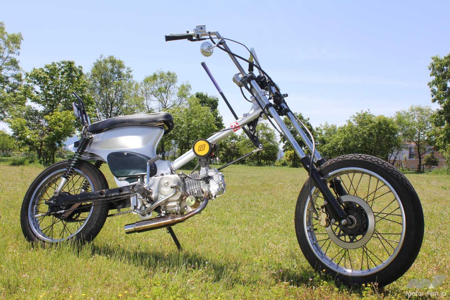150mm延長で別モノに!?】CBX125足周り流用で仕上げた“ロングフォーク