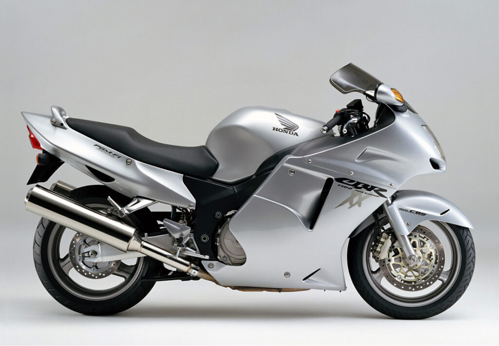 2001_HONDA_CBR1100XX_001