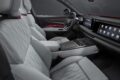 新型フルサイズSUV「アウディ Q7」のインテリア。