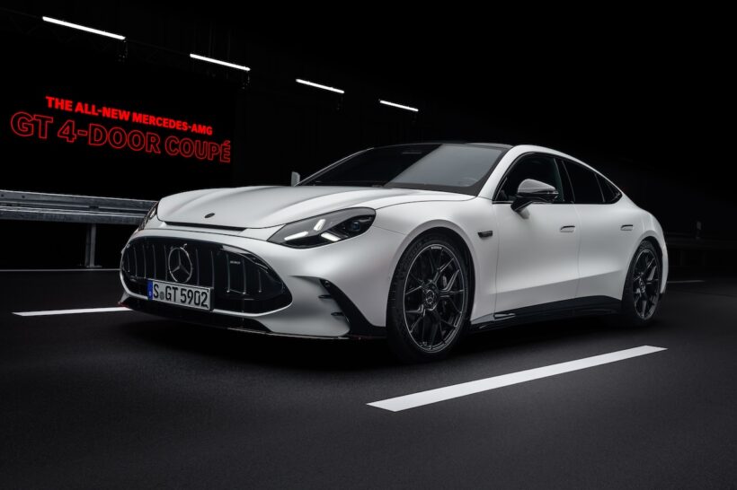 フル電動グランツーリスモ「メルセデス AMG GT 4ドア クーペ」のエクステリア。