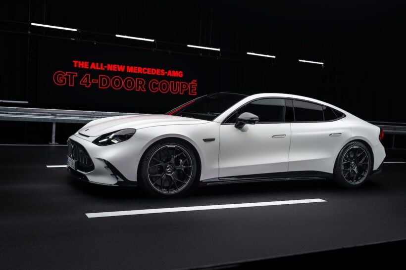 フル電動グランツーリスモ「メルセデス AMG GT 4ドア クーペ」のエクステリア。