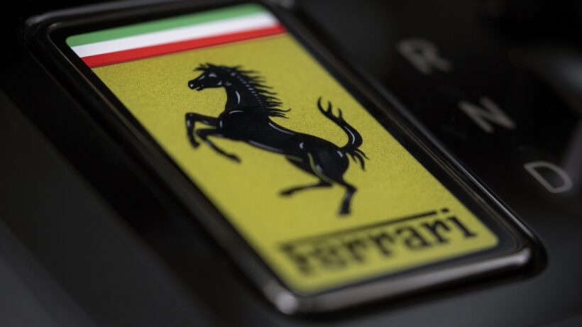 フェラーリ初のフル電動スポーツ「ルーチェ」のインテリア。