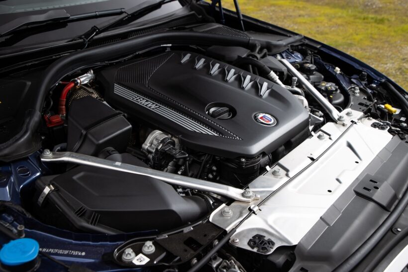 BMWアルピナ D3 Sの3.0リッター直6ツインターボディーゼル。