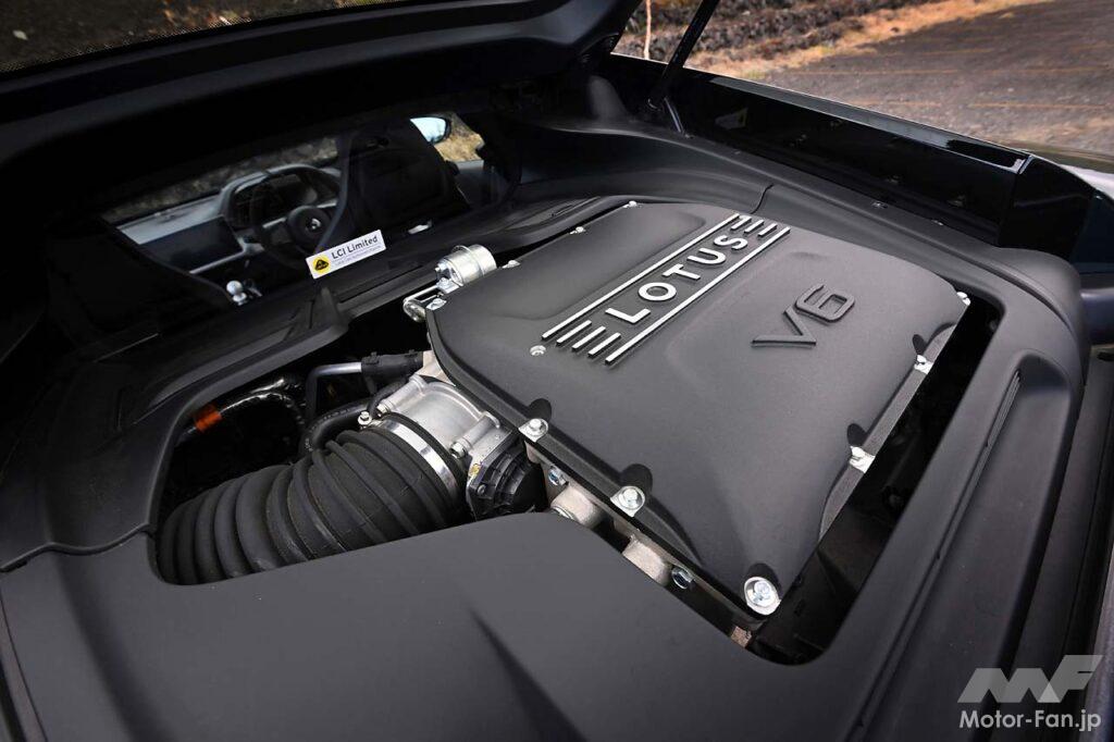 エミーラV6は使い慣れたトヨタ製の3.5リッターV6スーパーチャージャーを積む。6速MT仕様のスペックは405PS/420Nm。AT仕様はトルクが10Nmアップした430Nmとなる。