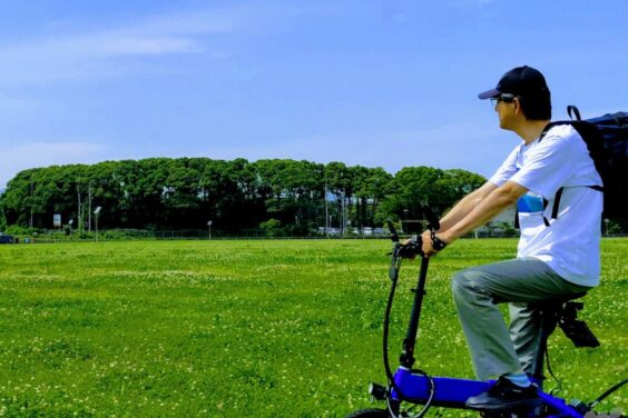 ノーヘルで特定小型原付を運転する