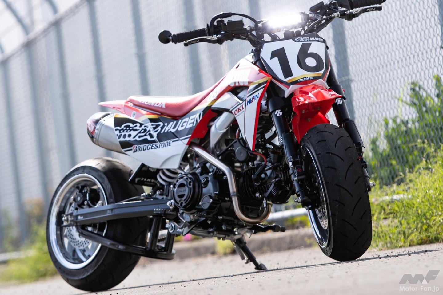 CRF110Fにグロム用エンジンをスワップし、公道仕様へ仕上げた超本気