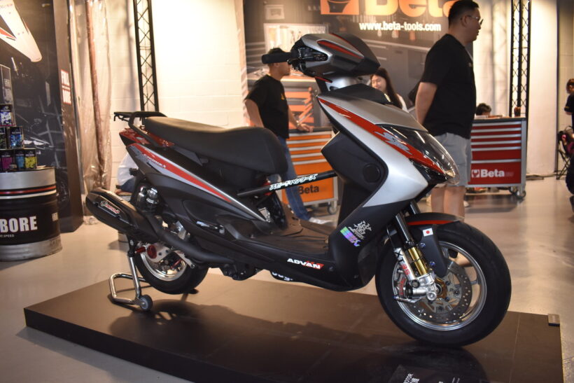 台湾で開催されたカスタムショーに出展されたシグナスXは3世代のパーツ 台湾で開催されたカスタムショーに出展されたシグナスXは3世代のパーツ