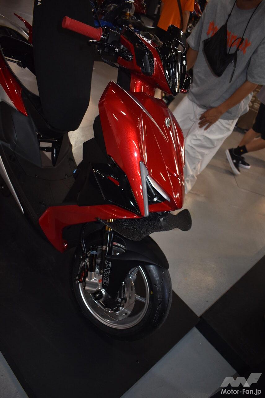 台湾のカスタムショーに出展された七代目シグナスXはNMAXの155cc