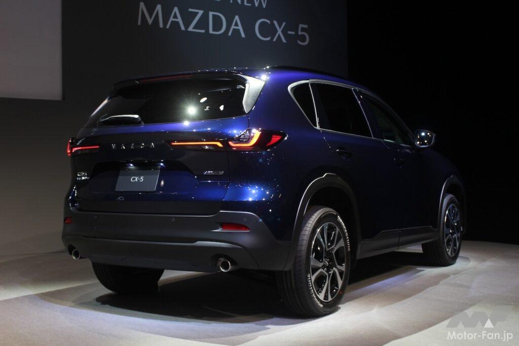 新型CX-5のリヤビュー