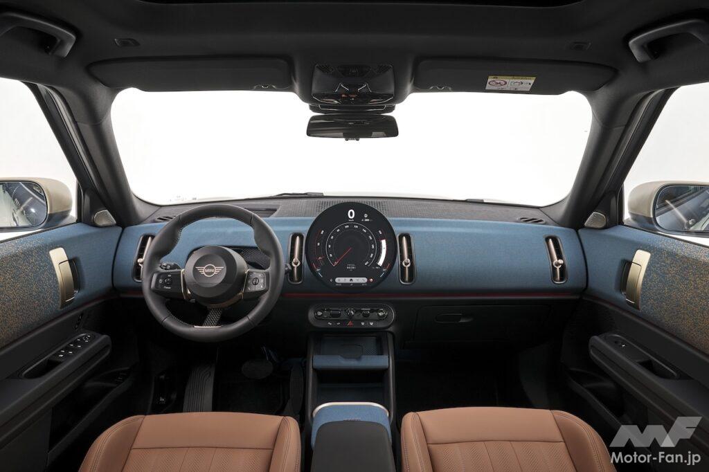 一気に先進的になった現行型のインパネ