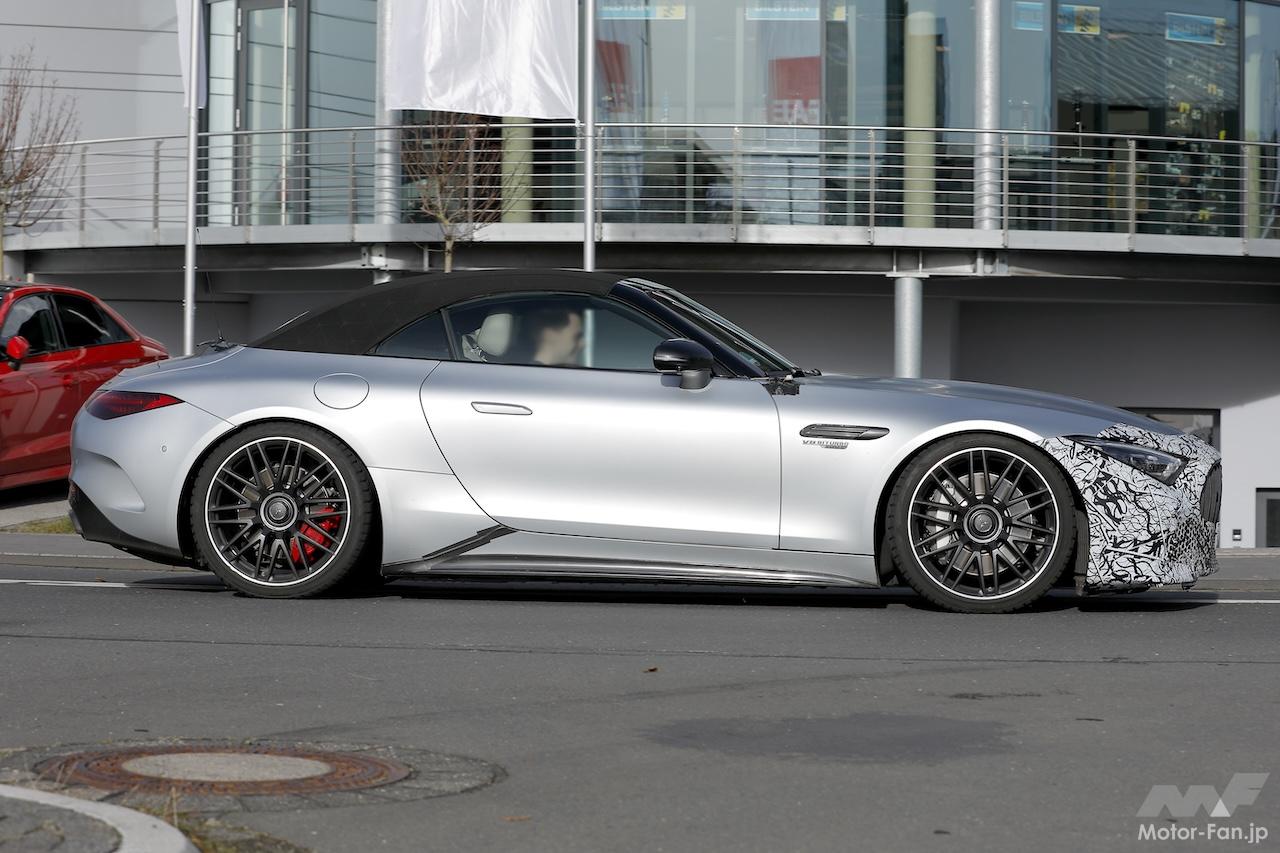 メルセデスAMG「SL」新型、より攻撃的に口を開く…最終デザインを