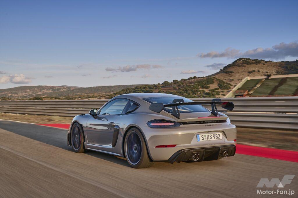 ポルシェ ケイマンGT4 RSのリヤビュー