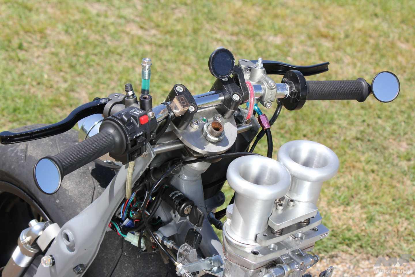 四輪用ダウンドラフトを125ccで!?】ZX-12Rホイールまで投入した“過剰