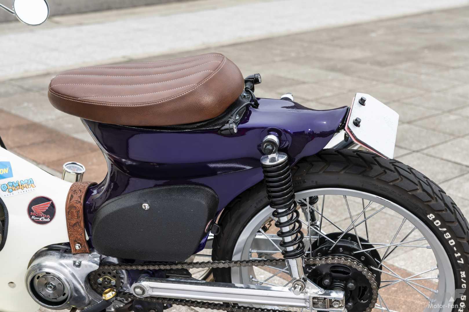 レッグシールドは外さない！」美しいカラーと太足がスタイリッシュな