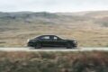 「ベントレー フライングスパー」改良新型の走行シーン。