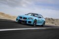 新型「BMW M2 M xDrive」の走行シーン。