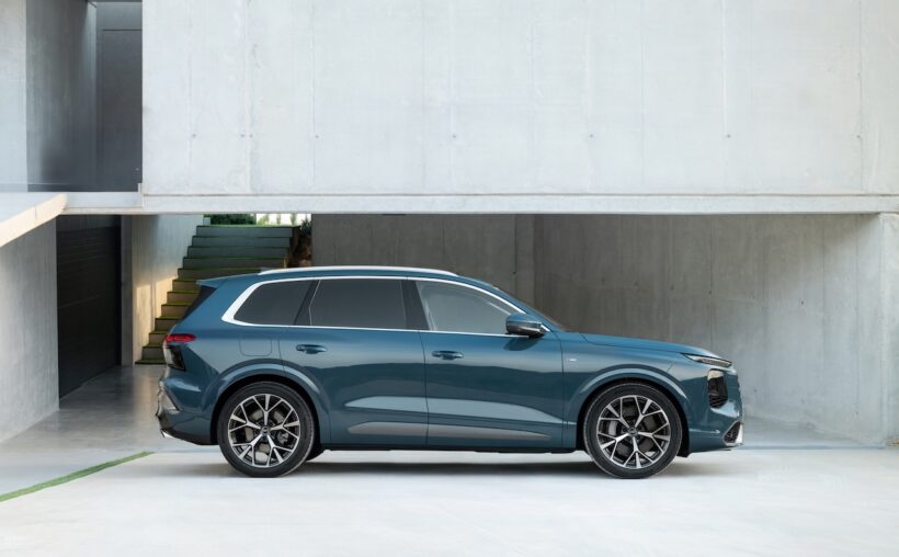 新型「アウディ Q7」のエクステリア。