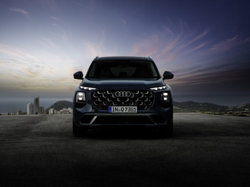 新型「アウディ Q7」のエクステリア。