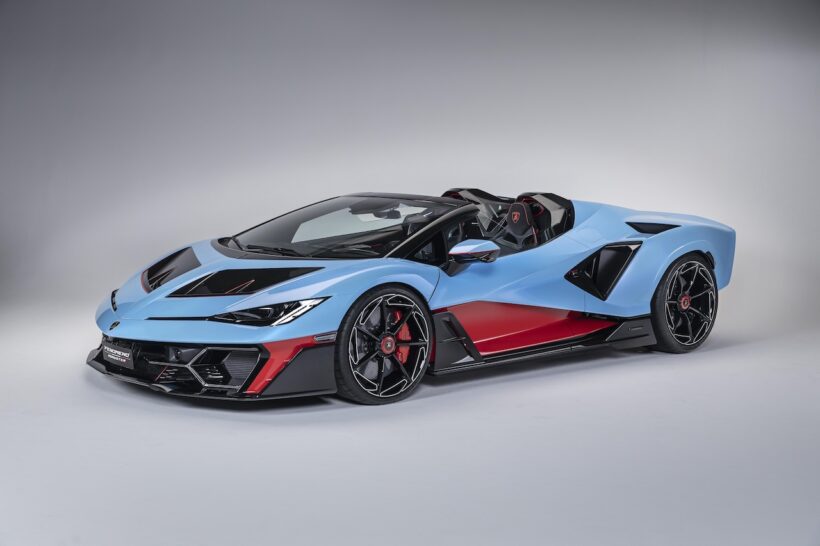 フューオフモデル最新作「ランボルギーニ フェノメノ ロードスター」のエクステリア。