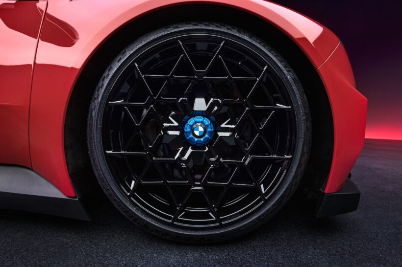 「BMW M コンセプト ノイエ クラッセ」のホイール。