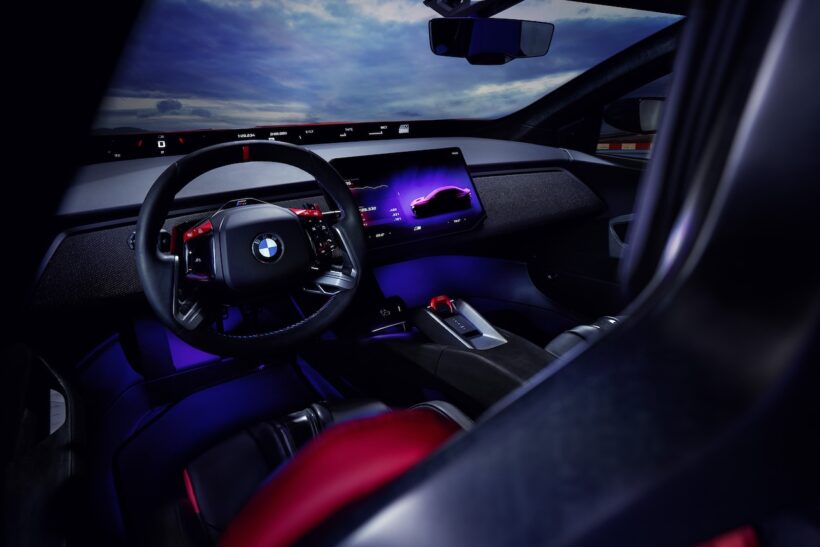 「BMW M コンセプト ノイエ クラッセ」のコクピット。
