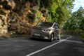 フル電動MPV「メルセデス・ベンツ VLE」の走行シーン。
