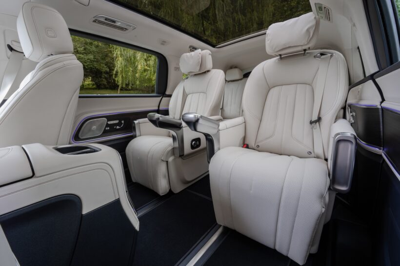 フル電動MPV「メルセデス・ベンツ VLE」のインテリア。