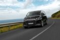 フル電動MPV「メルセデス・ベンツ VLE」の走行シーン。