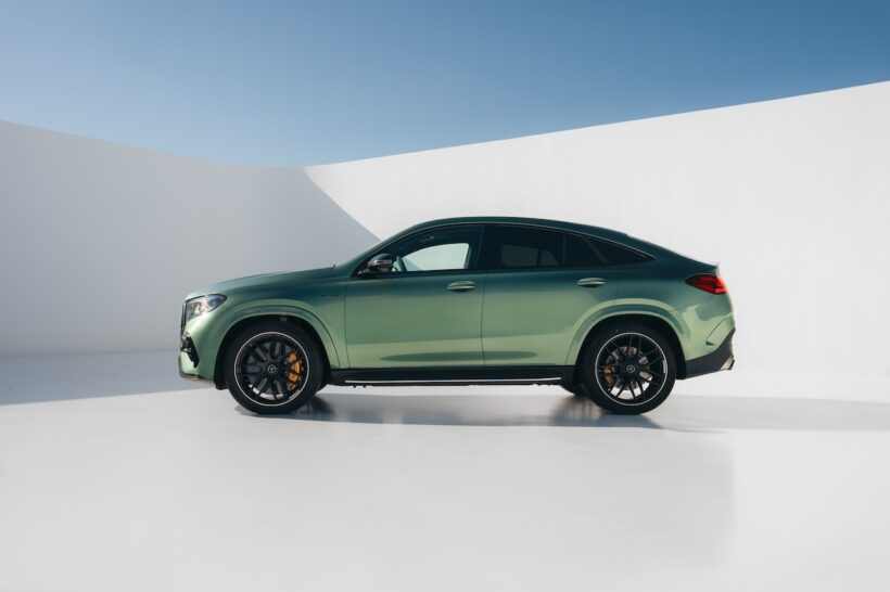 内外装とパワーユニットに改良が施された「メルセデス AMG GLS 63 4MATIC+ クーペ」のエクステリア。