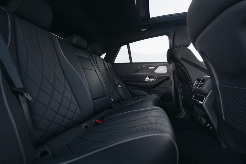 内外装とパワーユニットに改良が施された「メルセデス AMG GLS 63 4MATIC+ クーペ」のインテリア。