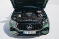 4.0リッターV型8気筒「M177 EVO」ツインターボエンジンは、フラットプレーンクランクシャフトの導入など、広範囲な改良を実施。将来の排ガス規制に対応する改良も施された。