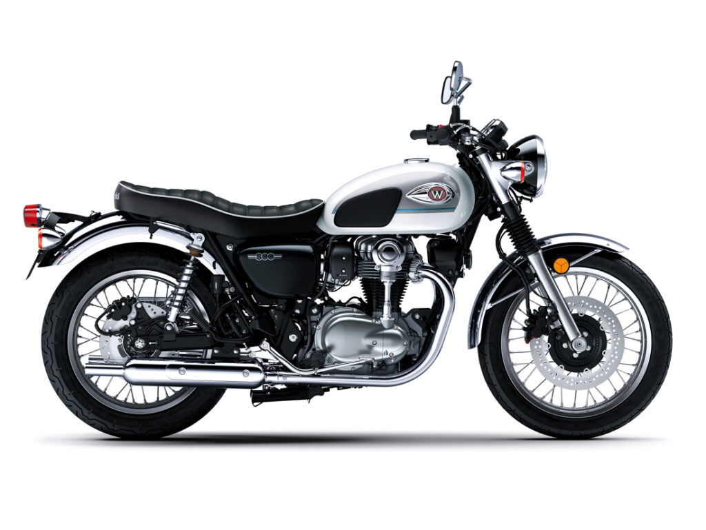 2026_kawasaki_W800_002