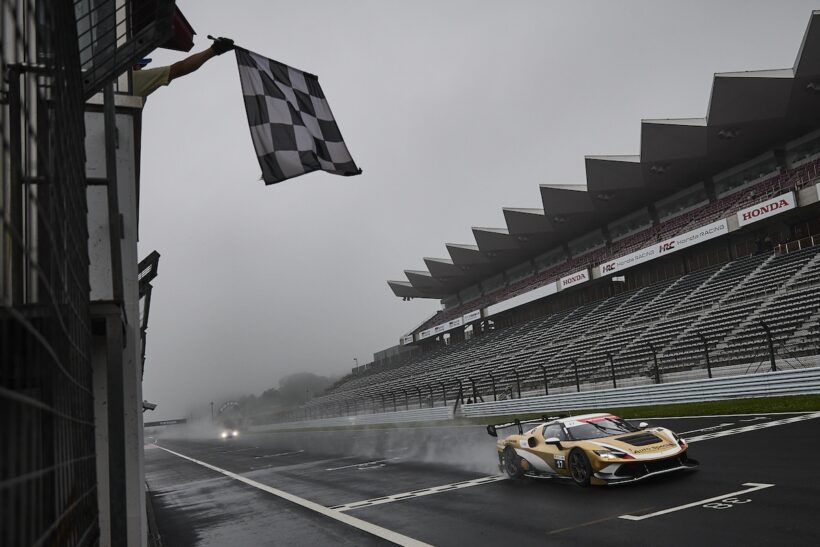 都筑晶裕が今季8レース中5勝目を挙げた。