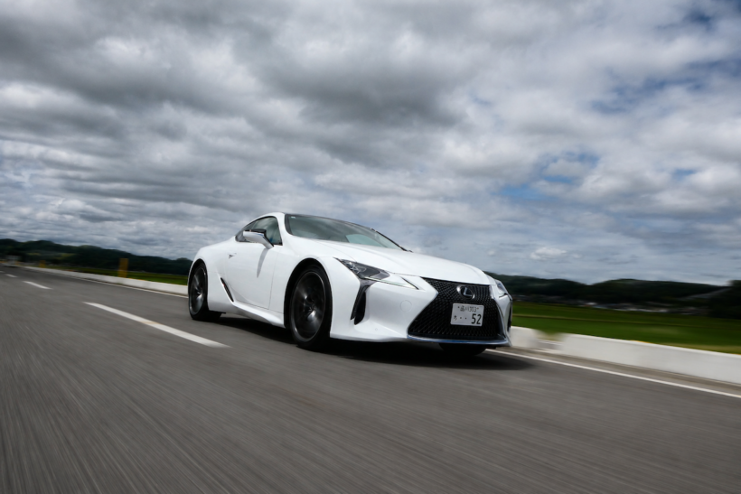 LEXUS LCはレクサスブランドのフラッグシップGTとして2017年に登場した。